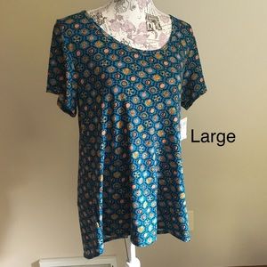 Large LuLaRoe Classic T